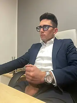 Snapshot of masterboss_ chatting on February 15, 2025, 1:05 pm masterboss online show from February 15, 2025, 1:05 pm