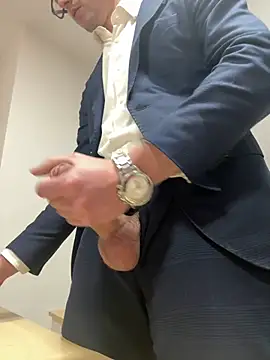 Snapshot of masterboss_ chatting on February 17, 2025, 7:53 pm masterboss online show from February 17, 2025, 7:53 pm