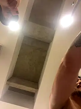 aangie  uwu online show from November 1, 2025, 2:35 am