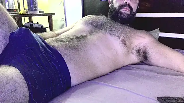 Snapshot of machoathome chatting on February 14, 2025, 2:28 am machoathome online show from February 14, 2025, 2:28 am