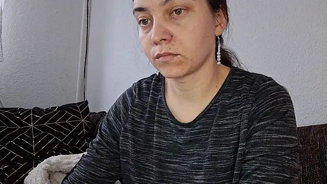 Cyndee Winter online show from December 17, 2024, 11:28 am