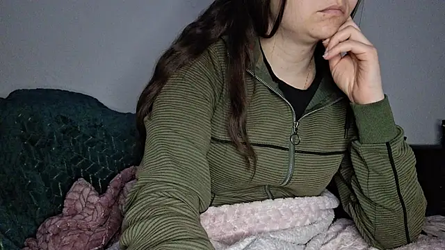 Cyndee Winter online show from March 4, 2025, 5:45 pm