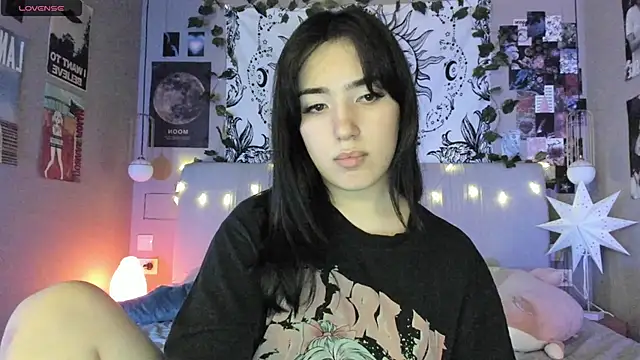 Anisawithlove online show from January 23, 2025, 3:32 pm