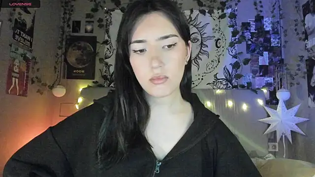 Anisawithlove online show from February 16, 2025, 2:10 pm