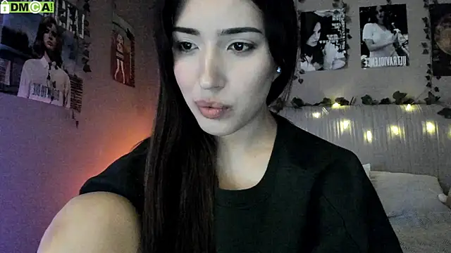 Anisawithlove online show from October 13, 2025, 8:47 am