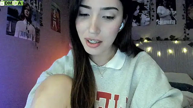 Anisawithlove online show from October 16, 2025, 8:04 am