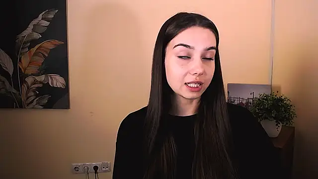 Snapshot of Lili_magic chatting on September 28, 2025, 12:43 pm Lili magic online show from September 28, 2025, 12:43 pm