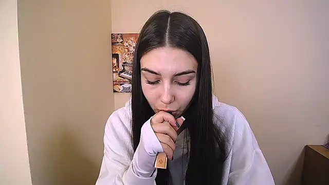Snapshot of Lili_magic chatting on October 19, 2025, 7:09 am Lili magic online show from October 19, 2025, 7:09 am