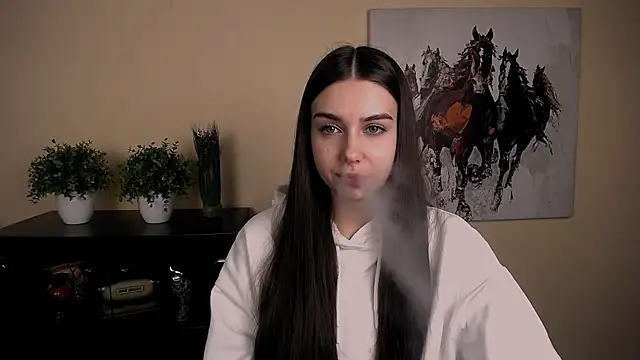 Snapshot of Lili_magic chatting on November 16, 2025, 3:39 pm Lili magic online show from November 16, 2025, 3:39 pm