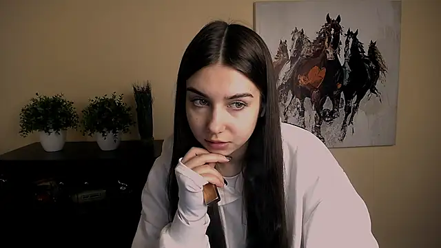 Snapshot of Lili_magic chatting on November 19, 2025, 8:36 am Lili magic online show from November 19, 2025, 8:36 am