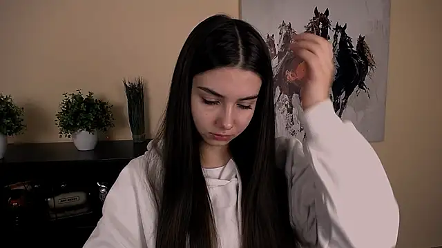 Snapshot of Lili_magic chatting on December 5, 2025, 10:35 am Lili magic online show from December 5, 2025, 10:35 am