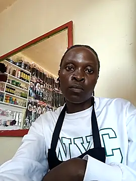 Snapshot of pretty_amaal chatting on November 13, 2025, 1:54 pm pretty amaal online show from November 13, 2025, 1:54 pm