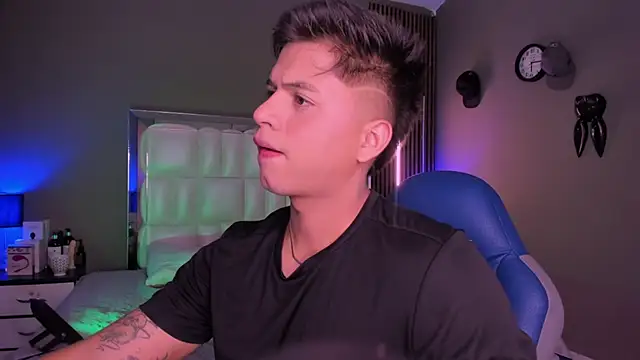 Snapshot of Niicky1_ chatting on September 14, 2025, 9:14 pm Niicky1 online show from September 14, 2025, 9:14 pm