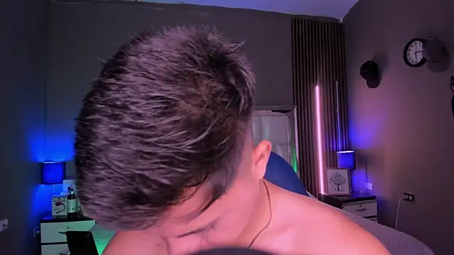 Snapshot of Niicky1_ chatting on September 15, 2025, 9:26 pm Niicky1 online show from September 15, 2025, 9:26 pm