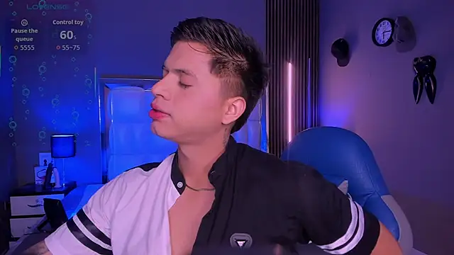 Snapshot of Niicky1_ chatting on October 5, 2025, 9:45 pm Niicky1 online show from October 5, 2025, 9:45 pm