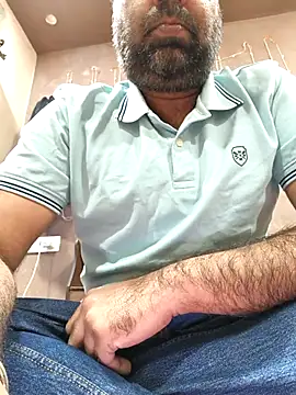 lund lol online show from December 2, 2025, 7:57 am