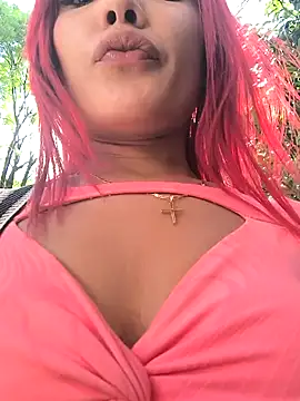 lady scarlettt online show from December 9, 2024, 7:39 pm