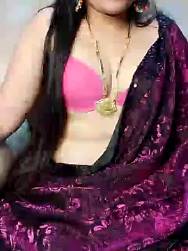 Snapshot of Traditional_Housewife_ chatting on December 14, 2024, 2:53 pm Traditional Housewife  online show from December 14, 2024, 2:53 pm