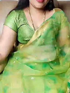 Snapshot of Traditional_Housewife_ chatting on January 8, 2025, 3:28 pm Traditional Housewife  online show from January 8, 2025, 3:28 pm