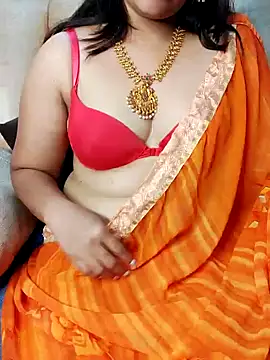 Snapshot of Traditional_Housewife_ chatting on February 6, 2025, 9:11 am Traditional Housewife  online show from February 6, 2025, 9:11 am