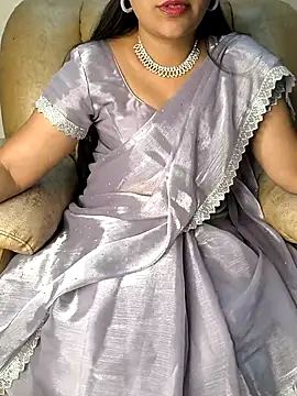 Snapshot of Traditional_Housewife_ chatting on February 13, 2025, 5:33 pm Traditional Housewife  online show from February 13, 2025, 5:33 pm