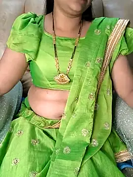 Snapshot of Traditional_Housewife_ chatting on February 22, 2025, 12:27 am Traditional Housewife  online show from February 22, 2025, 12:27 am
