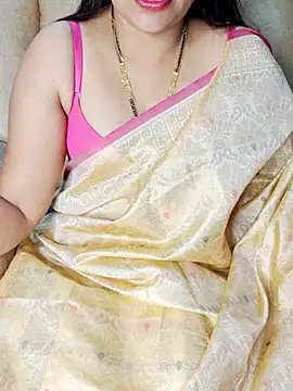 Snapshot of Traditional_Housewife_ chatting on March 12, 2025, 2:20 am Traditional Housewife  online show from March 12, 2025, 2:20 am