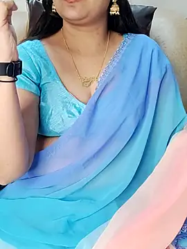 Snapshot of Traditional_Housewife_ chatting on September 12, 2025, 12:49 pm Traditional Housewife  online show from September 12, 2025, 12:49 pm