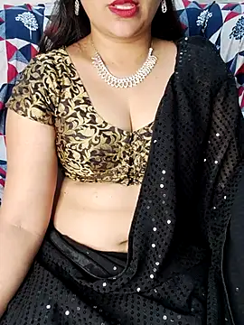 Snapshot of Traditional_Housewife_ chatting on September 18, 2025, 12:12 am Traditional Housewife  online show from September 18, 2025, 12:12 am