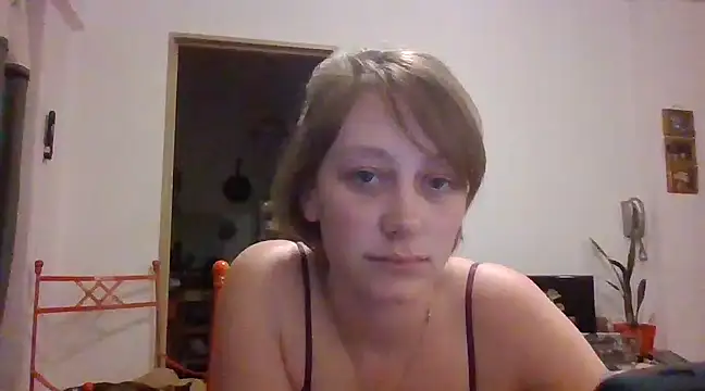 Snapshot of stupid_babybird chatting on December 19, 2024, 7:18 am stupid babybird online show from December 19, 2024, 7:18 am