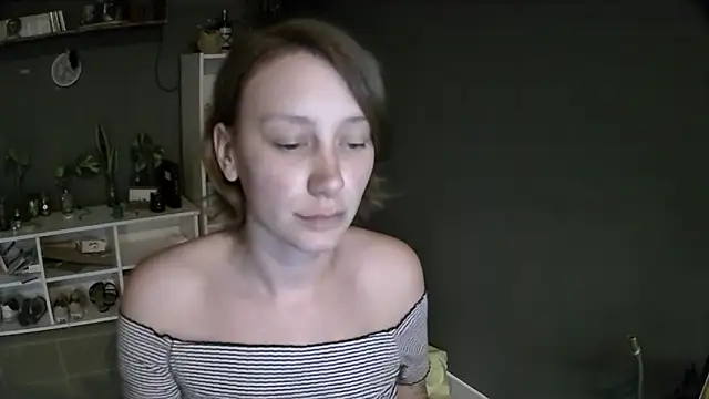 Snapshot of stupid_babybird chatting on February 28, 2025, 10:28 pm stupid babybird online show from February 28, 2025, 10:28 pm