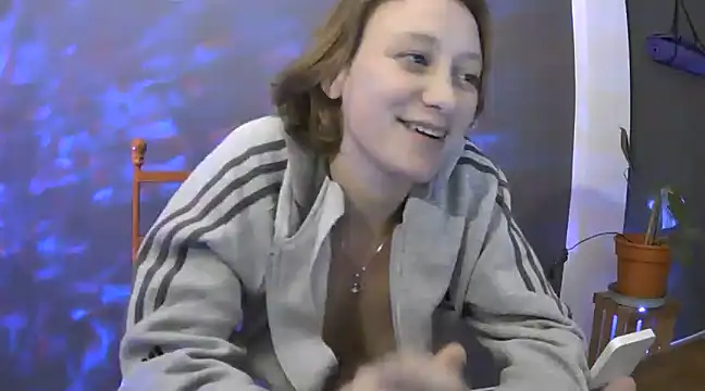 Snapshot of stupid_babybird chatting on March 10, 2025, 4:17 am stupid babybird online show from March 10, 2025, 4:17 am