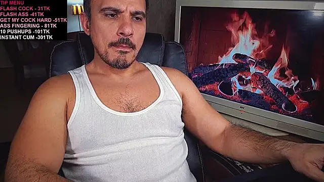 Snapshot of officeman7 chatting on February 18, 2025, 4:37 pm officeman7 online show from February 18, 2025, 4:37 pm