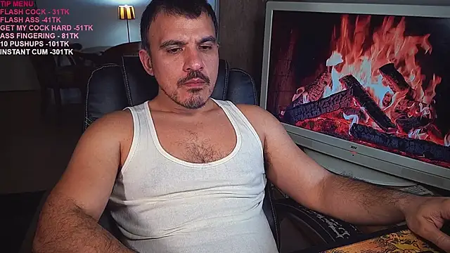 Snapshot of officeman7 chatting on March 6, 2025, 8:37 pm officeman7 online show from March 6, 2025, 8:37 pm