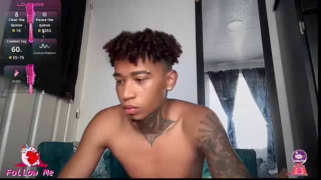 sexy blacks  online show from November 15, 2025, 12:02 pm