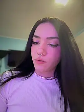 Snapshot of ShannonShanny chatting on January 23, 2025, 8:24 pm ShannonShanny online show from January 23, 2025, 8:24 pm