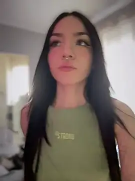 Snapshot of ShannonShanny chatting on March 18, 2025, 10:46 am ShannonShanny online show from March 18, 2025, 10:46 am