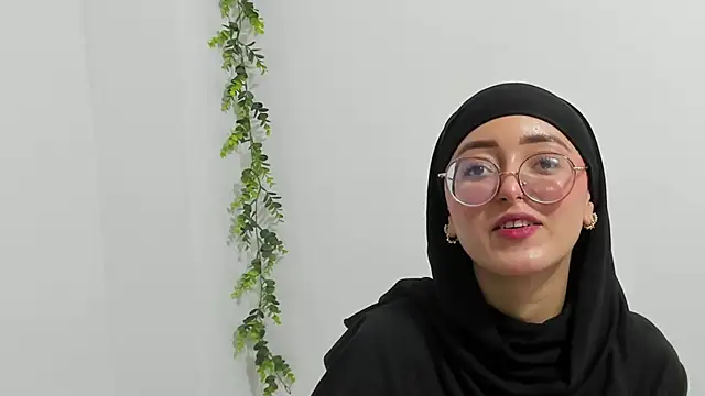 Snapshot of aysel_elid chatting on December 4, 2024, 9:57 pm aysel elid online show from December 4, 2024, 9:57 pm