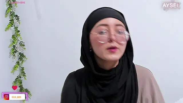 Snapshot of aysel_elid chatting on December 12, 2024, 10:42 pm aysel elid online show from December 12, 2024, 10:42 pm