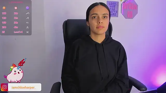 Snapshot of ChloeHarper_ chatting on December 5, 2024, 11:49 am ChloeHarper online show from December 5, 2024, 11:49 am