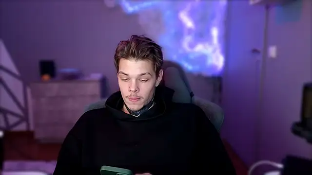 DENIS HERE online show from December 14, 2024, 4:31 pm