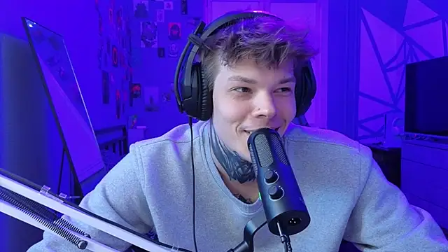 DENIS HERE online show from March 13, 2025, 3:39 pm