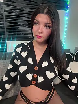 Snapshot of FoxyMx chatting on January 6, 2025, 2:37 am FoxyMx online show from January 6, 2025, 2:37 am