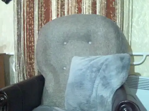 Snapshot of Nezsbudka chatting on February 5, 2025, 12:31 am Nezsbudka online show from February 5, 2025, 12:31 am