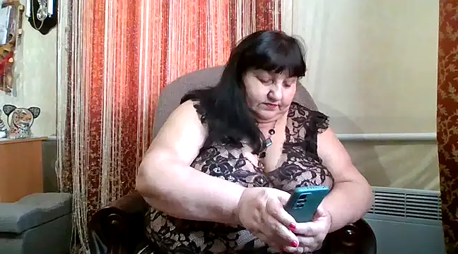 Snapshot of Nezsbudka chatting on February 24, 2025, 10:15 am Nezsbudka online show from February 24, 2025, 10:15 am