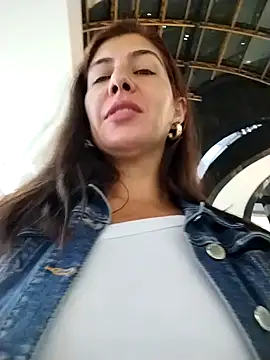 scarlett moore online show from February 2, 2025, 1:02 am