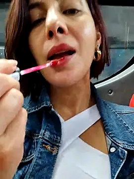 scarlett moore online show from March 19, 2025, 10:09 pm