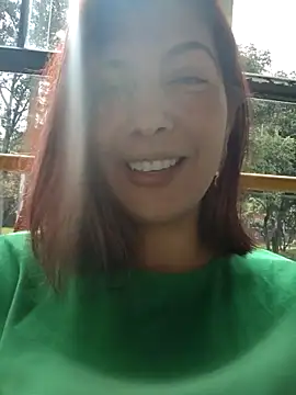 scarlett moore online show from November 5, 2025, 2:17 pm