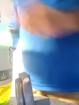 Snapshot of chainjulious chatting on February 5, 2025, 5:20 pm chainjulious online show from February 5, 2025, 5:20 pm