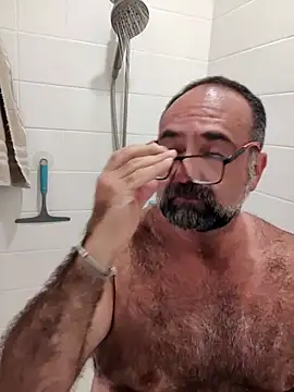 Snapshot of chainjulious chatting on March 4, 2025, 3:48 pm chainjulious online show from March 4, 2025, 3:48 pm